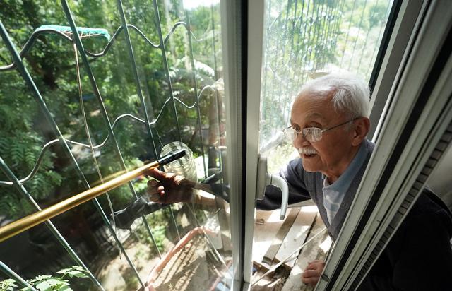 节水|家里用水一下省2/3！84岁节水达人这些招，你家也能用