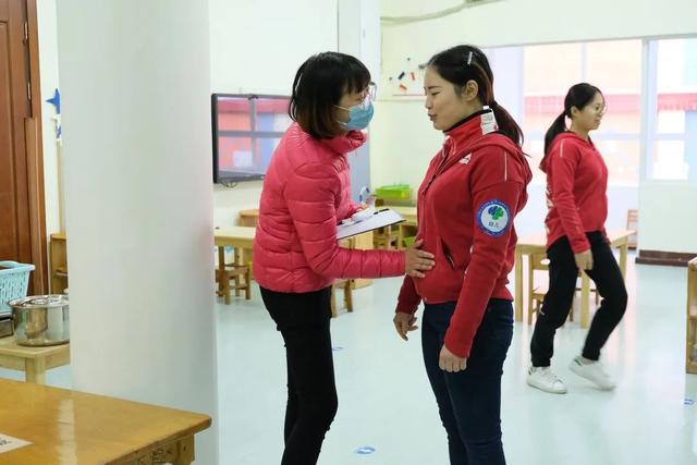 超级宝妈▲复学后，“萌娃”们怎样度过在幼儿园的一天？