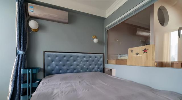 46㎡做两房，客厅装满大书柜，儿童房架在半空，全屋超实用