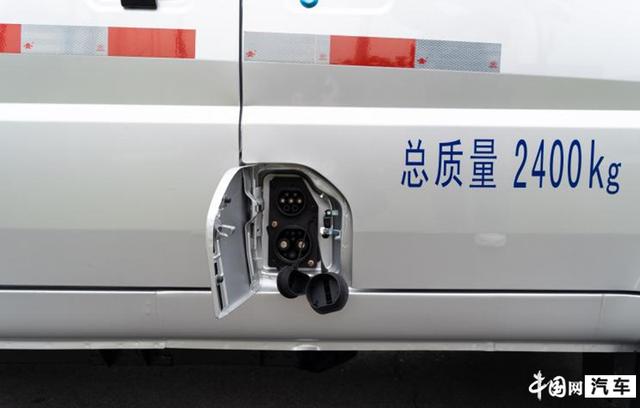「中国网」五菱荣光电动车将于4月中下旬上市 续航300公里