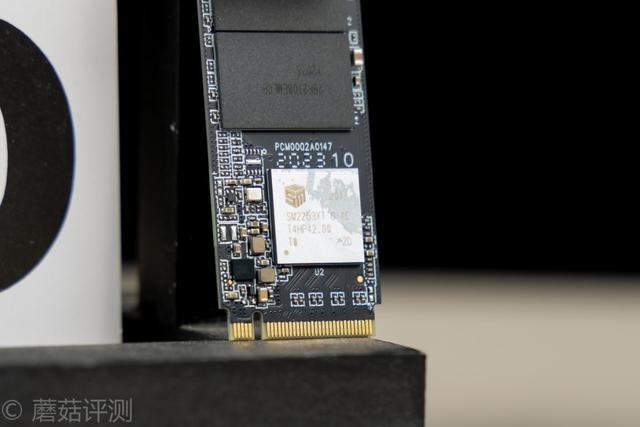 高性价比之选，10年质保更放心、大华C900系列固态硬盘评测