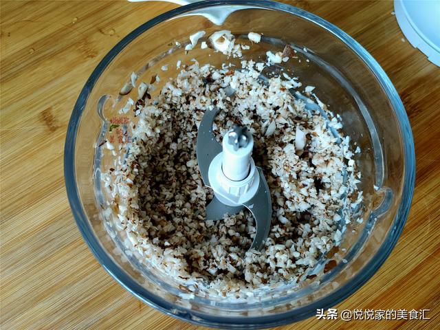 冬季进补，我常给孩子吃它，比包子简单，比烧麦好吃，营养又解馋