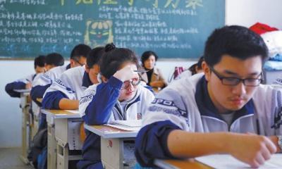 「你的育儿经」儿子，放下手中的笔，看看明媚的春光吧！妈妈真怕你变呆傻了