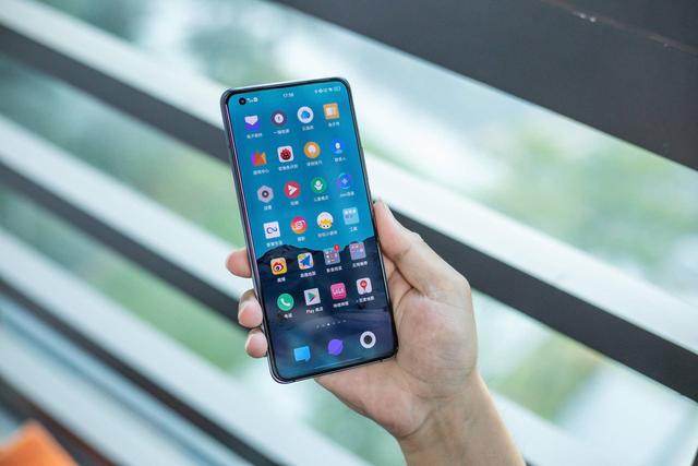 3K档擂台，iQOO 5综合性能比荣耀30 Pro更耀眼