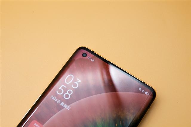 [环球网]120Hz屏旦用难回！OPPO Find X2 Pro评测：揭秘三摄问鼎世界第一