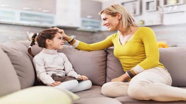【超级宝妈】孩子3岁后说话仍不流利？家长巧用“妈妈腔”，提升宝宝语言能力