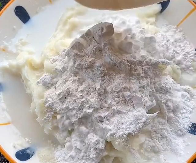 冬季山药这样吃，好吃又营养，香甜绵软又热乎，孩子迷上它