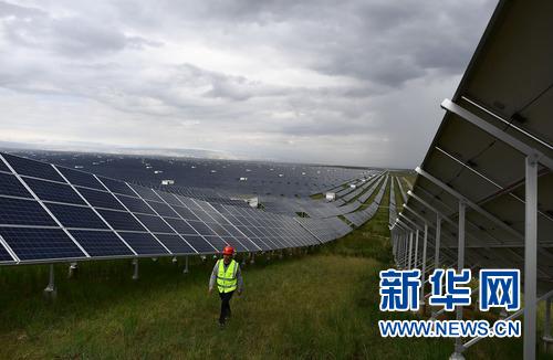 [光明网]精确管控疫情 加速复工复产——青海新能源领域建设见闻