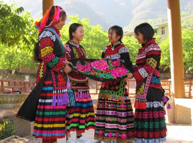 【世界那么大】走进大姚桂花镇 体味满满的原生态彝家生活