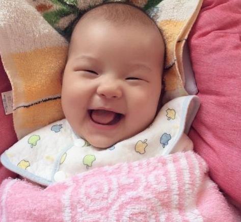 孕妇不是自己在“战斗”，胎儿也在保护妈妈，三种方式默默爱你