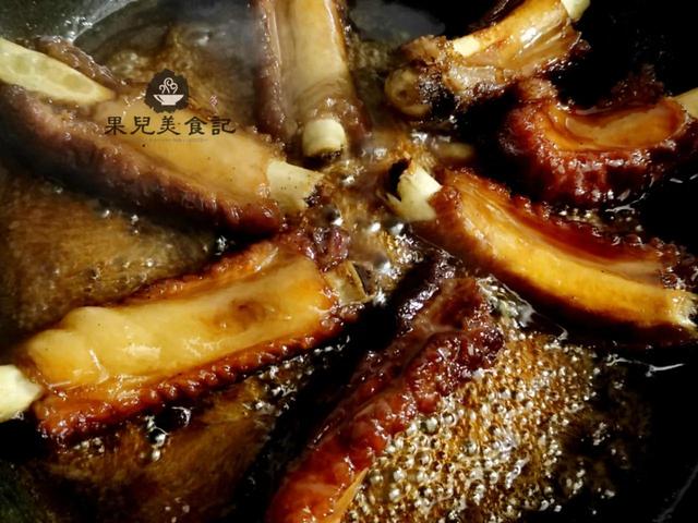 做排骨，有人先焯水，有人直接下锅，做法不同区别大，教正确做法