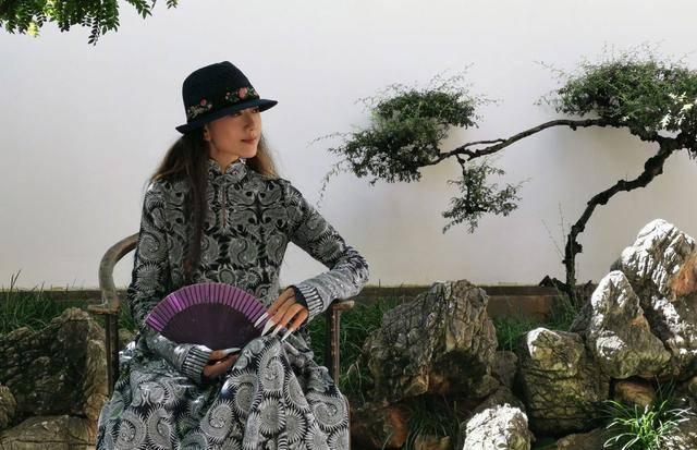 李若彤发文说了什么？李若彤为什么不结婚？杨丽萍评论事件始末|海峡网