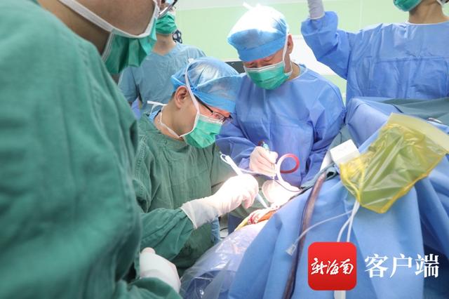 手术|三亚8岁男孩睡觉抽搐查出脑瘤 医生开颅手术中“唤醒”精准切除病灶