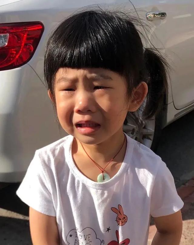 晴空蓝兮|小小小神兽回笼！张张都是表情包，画风“哈哈哈哈哈”
