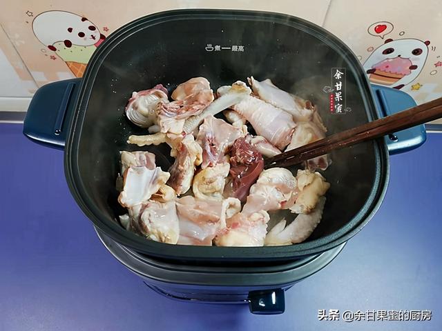 鸡汤串串锅，简单鲜美，热乎乎的暖胃暖身，做起来吧