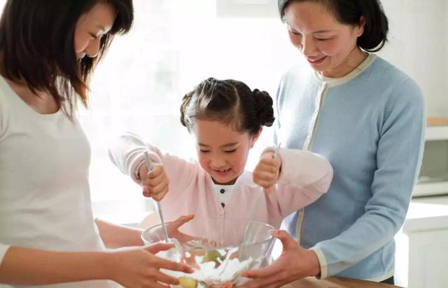 婆媳关系好与不好，养出的娃差别很大，这样处，孩子很受益