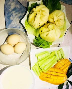 【你的育儿经】张文宏：孩子早餐不能吃粥，一份早餐黑名单，你可能还在给孩子吃
