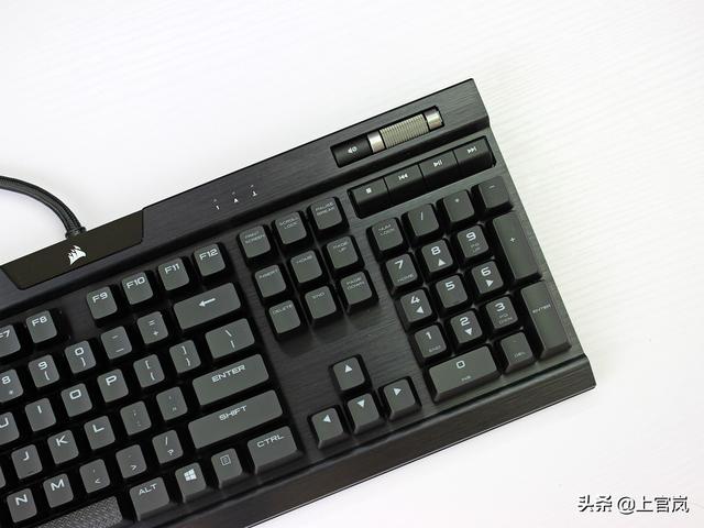 终于还是上了这条贼船，海盗船K70 RGB MK.2键盘开箱