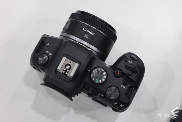 轻巧体积 佳能RF50mm F1.8 STM镜头实拍