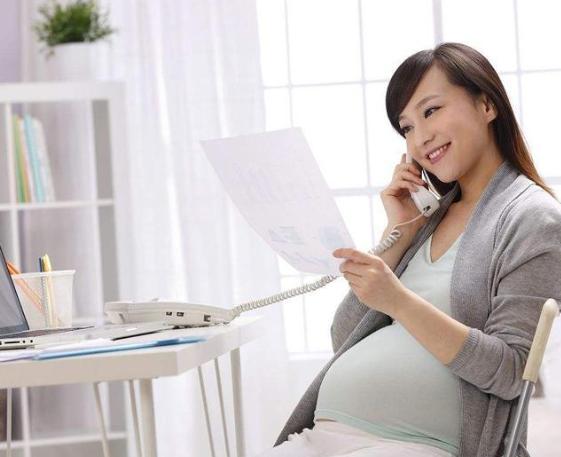 「超级宝妈」孕妇坚持上班没关系，但有一些注意事项要重视起来，不要因小失大