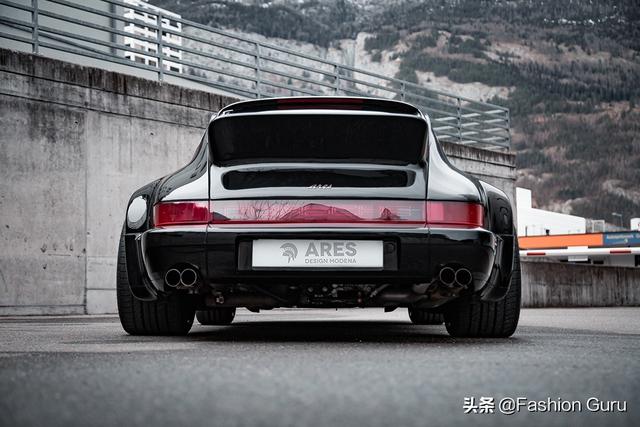 完整翻新保时捷964 世代 911 Turbo经典车款