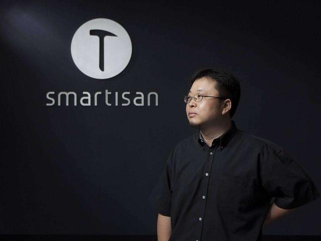 iPhone12的边框伤了罗永浩？同样的理念，2种不同的嘴脸