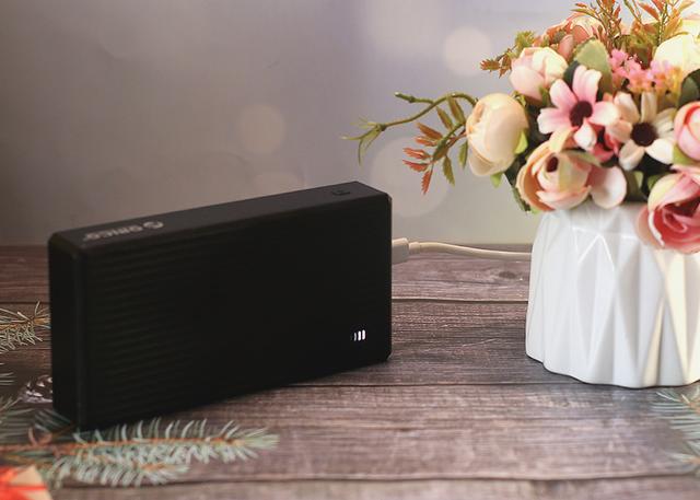 彻底告别电量焦虑，奥睿科30000毫安时充电宝