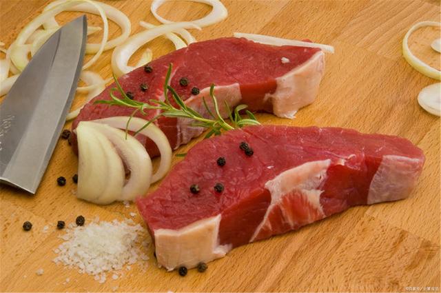 买牛排时，怎么辨别合成牛排和原切牛肉排？学会看配料栏简单方便