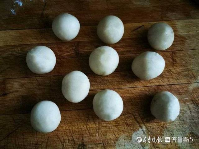 壹粉食堂｜壹粉自制油炸糕外酥里糯，咬一口酥脆掉渣