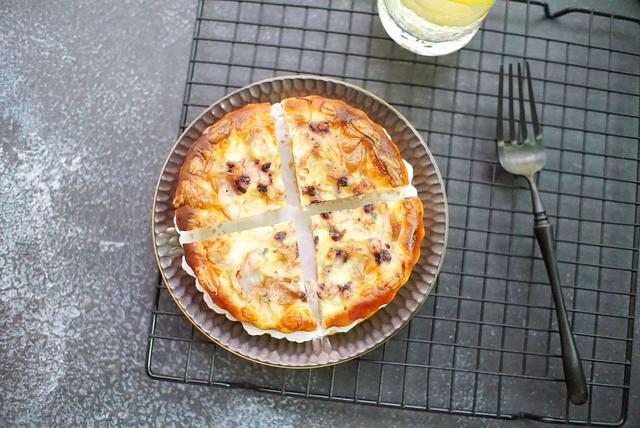 在家自制迷你小披萨，咬一口就满足味蕾，吃一口还想吃