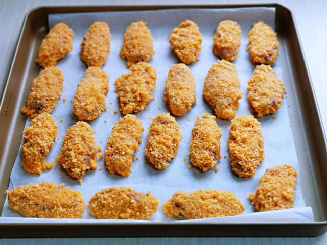 这样烤鸡翅低脂又健康，味道完全不输外面卖的，孩子们也喜欢