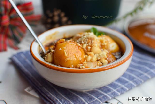 冬天特馋这美食，像汤圆又不是，朋友：才知道还可以这样吃