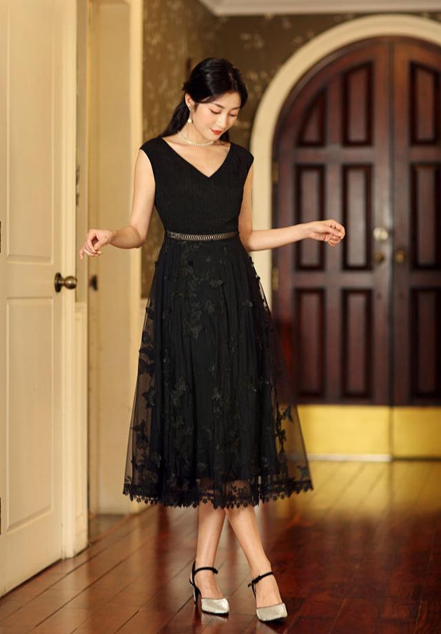 时尚探究社满大街的裙子,最近流行的是“复古裙”,这也太美了