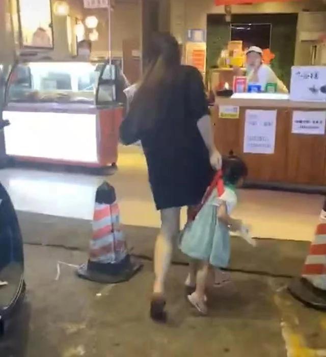你的育儿经:有种“带娃”叫小姨,各种不按套路:小朋友,你是否有很多问号?