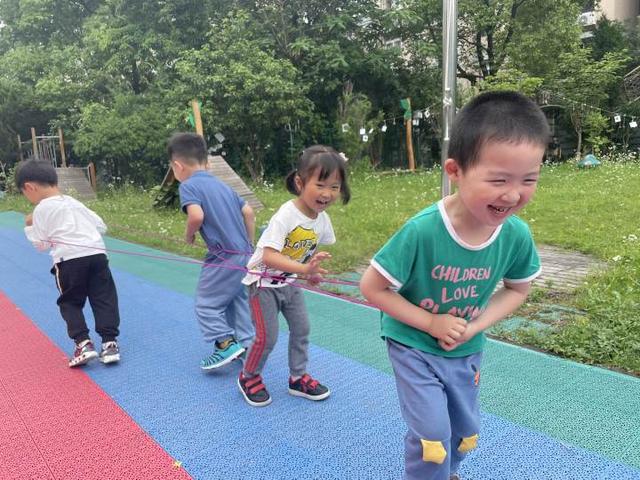 游戏|自己设计自己制作，这群幼儿园娃爱上农耕游戏