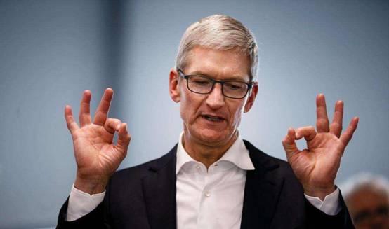 苹果12真有那么稳？发布当天股价暴跌，网友：谁让你做了这蠢事