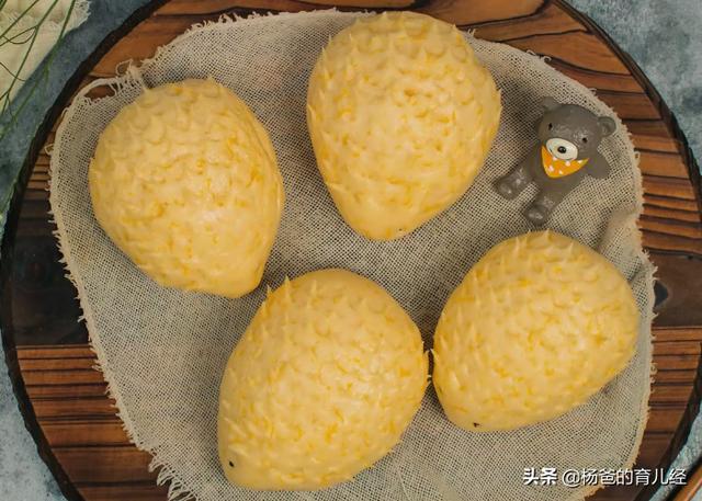 孩子爱吃的刺猬小馒头，造型可爱，软嫩香甜，吃了一次念念不忘