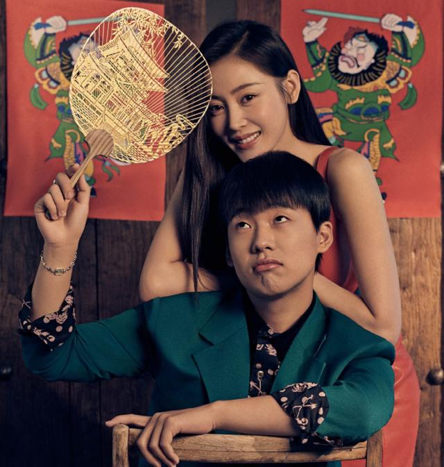 沐若清辰|张天爱变身“女王范”，郭麒麟被强撩，CP感未免太抢眼了吧