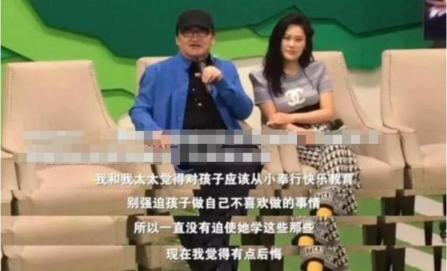 「超级宝妈」刘欢罕见聊女儿，后悔对她进行“快乐教育”，应该逼孩子一把的