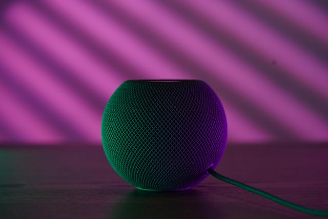 官方“黑苹果”只卖749，HomePod mini值不值？