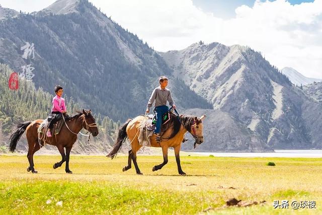 #趣旅游#一年只开放5个月,这条纵贯天山脊梁的景观大道,老司机才能挑战