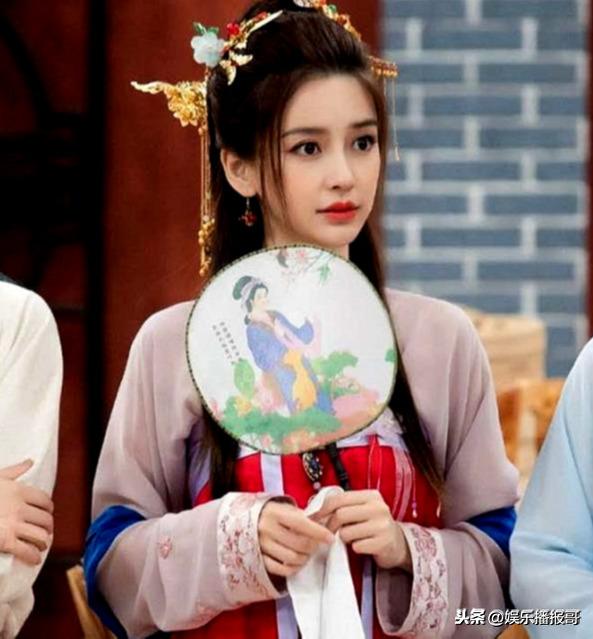 baby上综艺再现古装造型,甜美灵气惹人怜,网友:不演戏都还好|9号放映厅