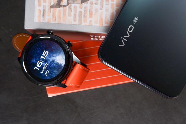 年轻人的时尚单品 vivo WATCH智能手表评测