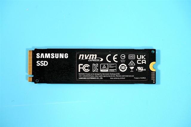 首款7GB/s SSD！三星980PRO 1TB评测：永恒的1.8GB/s缓外写入速度