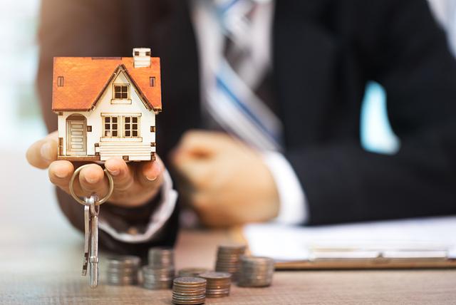 一周超50张罚单，监管机构围堵“楼市”违规贷款