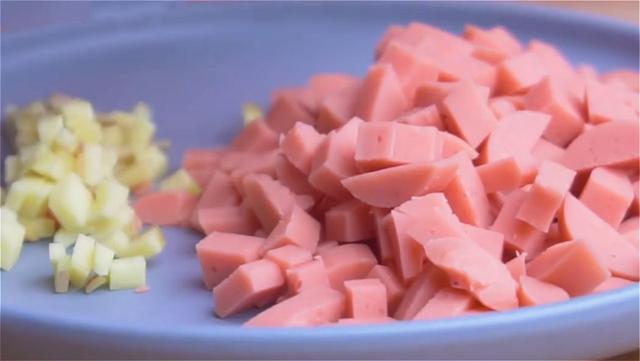 饭店卖25一份的卧蛋，教你在家做，成本不到6块钱，比蒸蛋简单