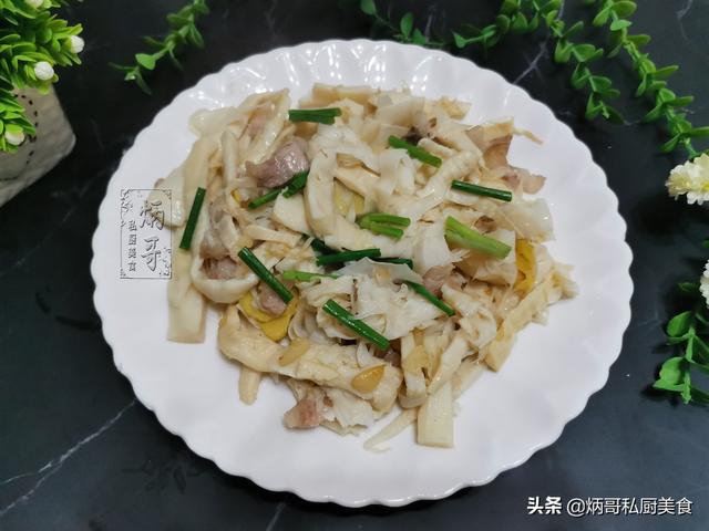 柳州螺蛳粉因它才有了“灵魂”，加点肉简单一炒，秒变下饭菜真香