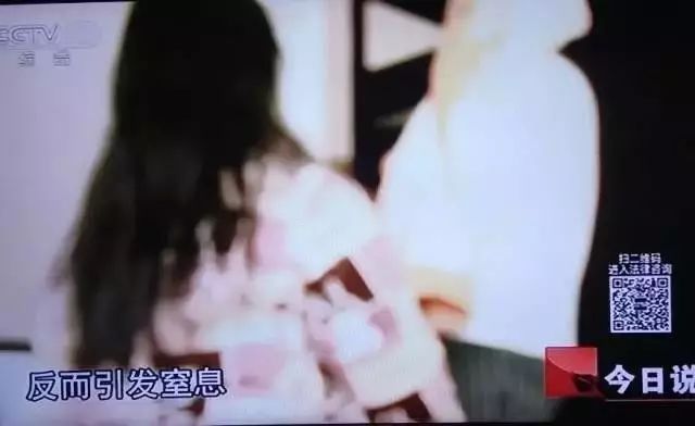 暖先生格调▲婴儿呛奶是该竖抱还是趴抱？正确护理手法，宝妈要珍藏！