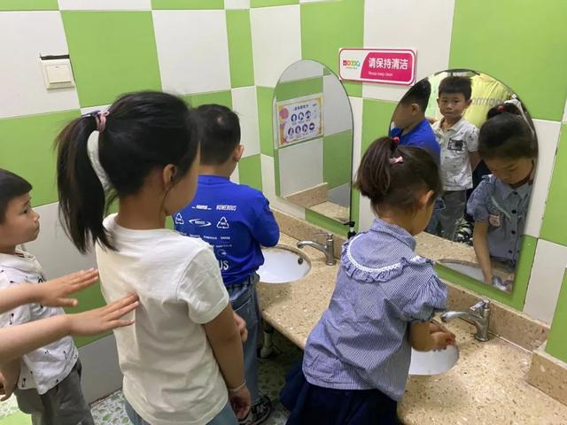 「你的育儿经」幼儿园开学，最后一批“小萌娃”终于“回笼”