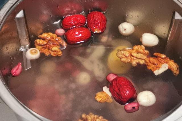 最正宗的腊八粥熬法，能卖8元一碗，配方教给你，香甜糯滑喝不够